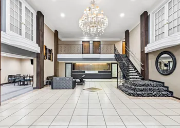 Baymont by Wyndham Port Arthur/Groves Area hotel thumbnail 3