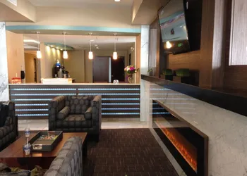 Holiday Inn Express Golden-Kicking Horse by IHG hotel thumbnail 3