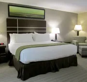 Holiday Inn Express Golden-Kicking Horse by IHG hotel detail image 5