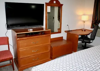 Budget Inn Jonesboro hotel thumbnail 6