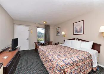 Americas Best Value Inn Augusta S hotel thumbnail 5