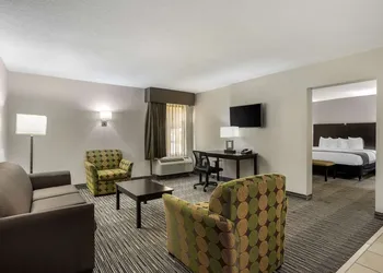 Best Western Plus Jonesboro Inn and Suites hotel thumbnail 2