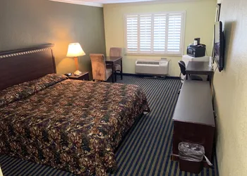 Travelodge by Wyndham Odessa hotel thumbnail 4