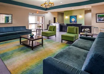 Best Western Plus Carrizo Springs Inn & Suites hotel thumbnail 2