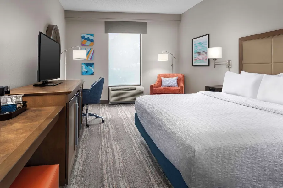 Hampton Inn & Suites Lake Mary At Colonial Townpark hotel detail image 6
