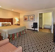 Sunday House Inn and Suites hotel detail image 4