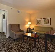 Sunday House Inn and Suites hotel detail image 7
