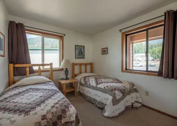 Pend Oreille Shores Resort hotel thumbnail 5