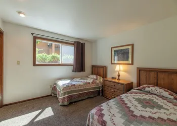 Pend Oreille Shores Resort hotel thumbnail 7