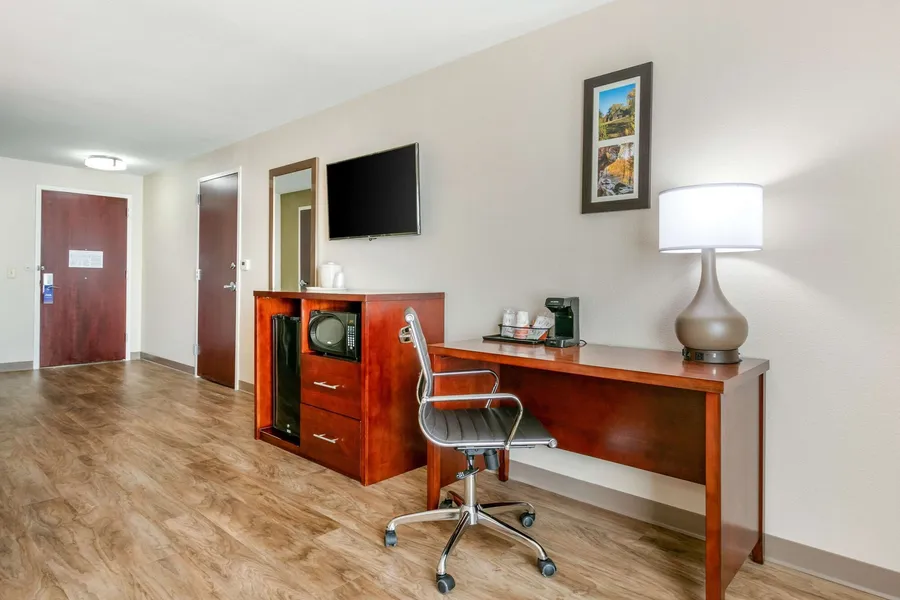 Comfort Inn & Suites Van Buren - Fort Smith hotel detail image 6