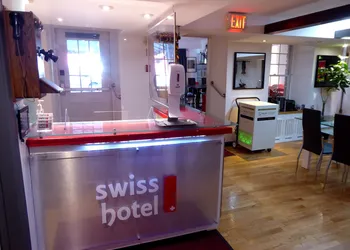 Swiss Hotel hotel thumbnail 8
