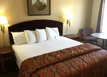 Rodeway Inn Hermiston - Umatilla hotel thumbnail 7