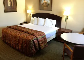 Rodeway Inn Hermiston - Umatilla hotel thumbnail 8