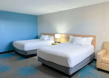 Days Inn & Suites by Wyndham Santa Rosa hotel thumbnail 3