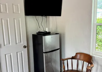 Glades Motel hotel thumbnail 8