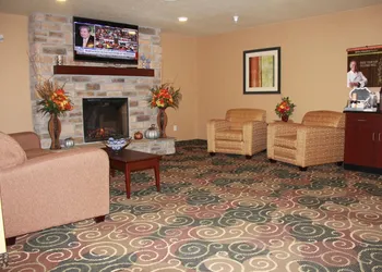 Castle Rock Inn & Suites hotel thumbnail 2