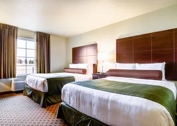 Castle Rock Inn & Suites hotel thumbnail 5