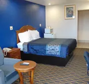 Corcoran Country Inn hotel detail image 3