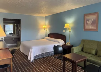 Fincastle Motor Inn hotel thumbnail 4