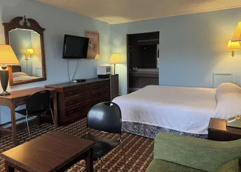Fincastle Motor Inn hotel thumbnail 6
