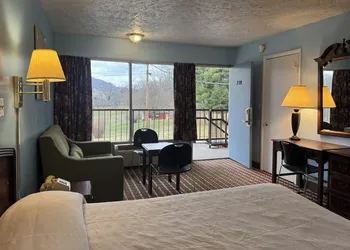 Fincastle Motor Inn hotel thumbnail 7