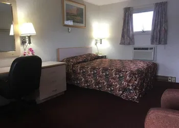 Budget Inn Clearfield hotel thumbnail 8