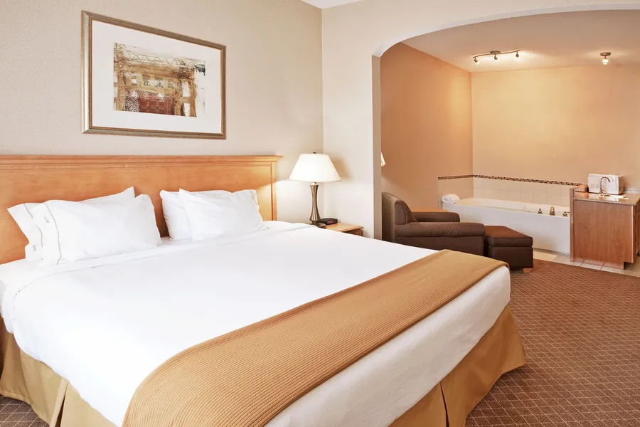 Holiday Inn Express & Suites Chesterfield by IHG hotel detail image 2