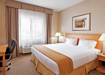 Holiday Inn Express & Suites Chesterfield by IHG hotel thumbnail 6