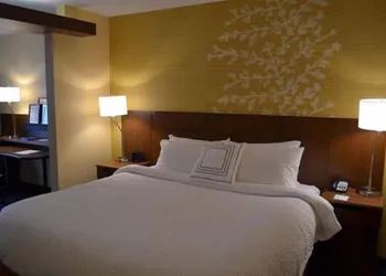 Fairfield Inn & Suites East Grand Forks hotel thumbnail 6