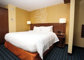 Fairfield Inn & Suites East Grand Forks hotel thumbnail 8