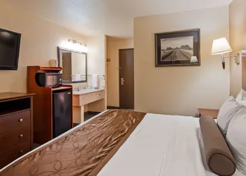 Best Western Desert Oasis hotel thumbnail 7