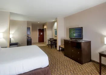 Holiday Inn Express Hotel & Suites Elk City by IHG hotel thumbnail 6