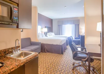 Holiday Inn Express Hotel & Suites Elk City by IHG hotel thumbnail 7