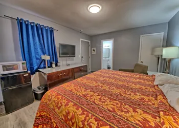 Aqua View Motel hotel thumbnail 3
