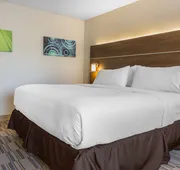 Holiday Inn Express & Suites Clarion by IHG hotel detail image 5