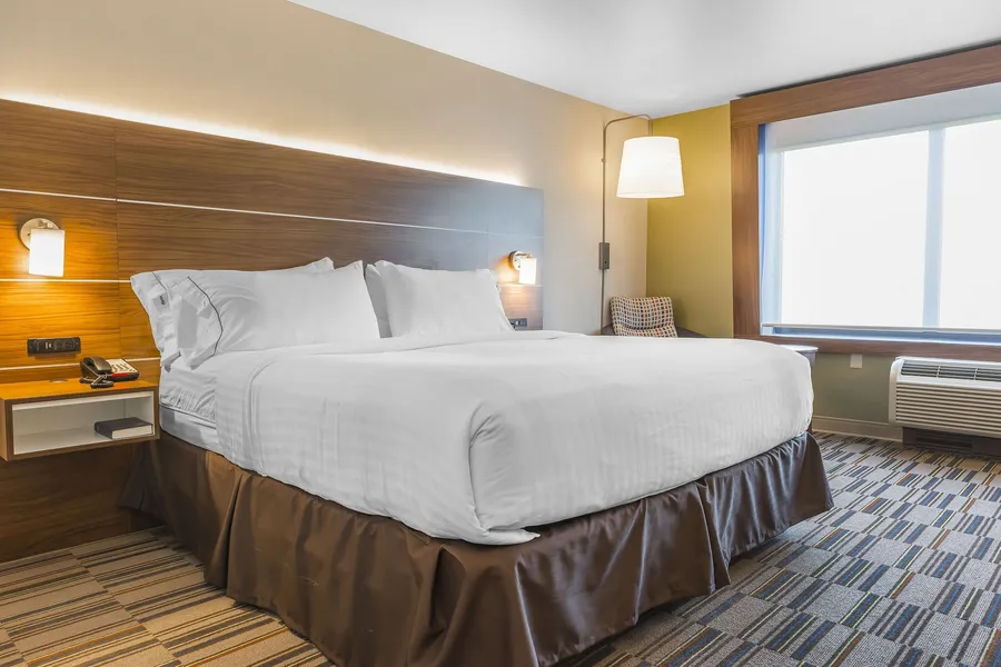 Holiday Inn Express & Suites Clarion by IHG hotel detail image 6