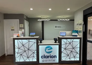 Clarion Pointe Athens I-65 hotel thumbnail 2