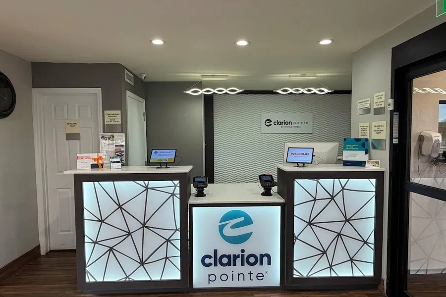 Clarion Pointe Athens I-65 hotel detail image 2