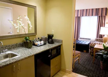 Hampton Inn & Suites Mobile Providence Park/Airport hotel thumbnail 8