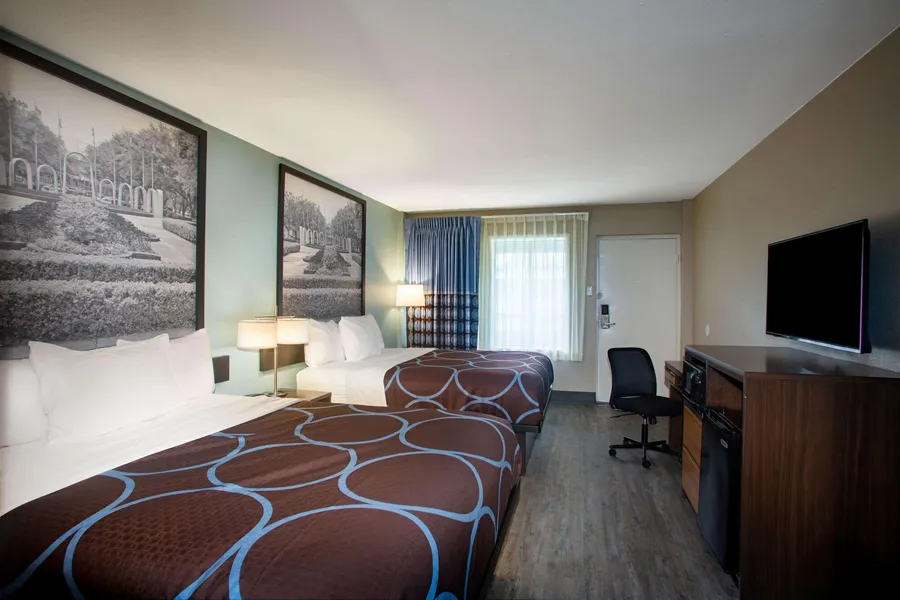 Super 8 by Wyndham Mobile I-65 hotel detail image 6