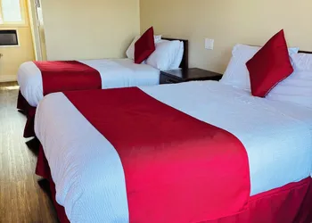 Imperial Motel hotel thumbnail 7