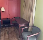 Budget Inn hotel detail image 4