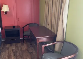 Budget Inn hotel thumbnail 4
