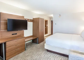 Holiday Inn Express Orange Beach by IHG hotel thumbnail 5