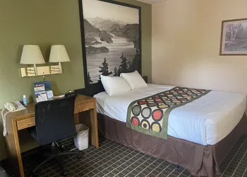 Baranof Lodge hotel thumbnail 6