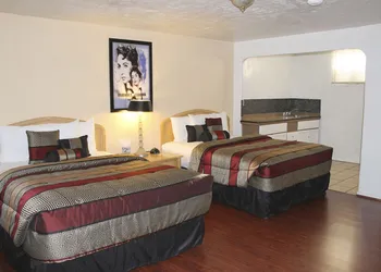 El Trovatore Motel hotel thumbnail 3