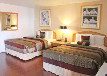 El Trovatore Motel hotel thumbnail 4