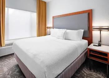 SpringHill Suites Scottsdale North hotel thumbnail 5