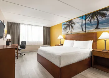 enVision Hotel Miami International Airport hotel thumbnail 5