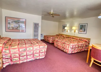 Kiva Motel hotel thumbnail 6